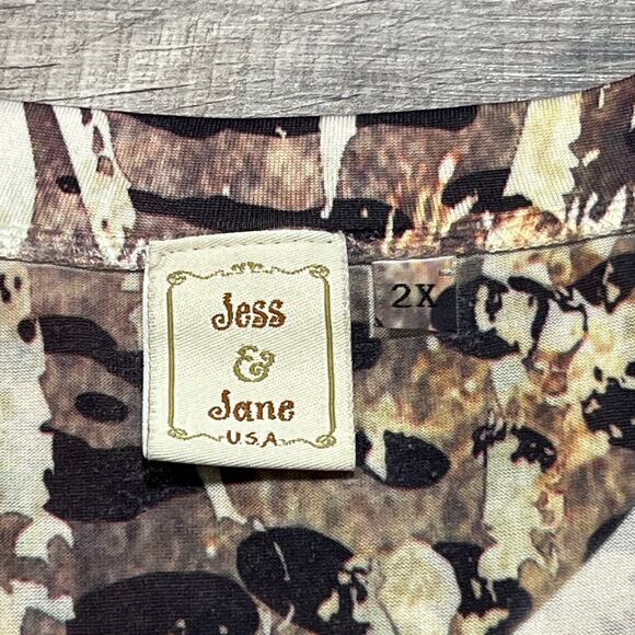 Jess & Jane Plus Size 2X Microfiber Tunic Studded Butterfly Cheetah AOP Boho Top - Picture 3 of 7